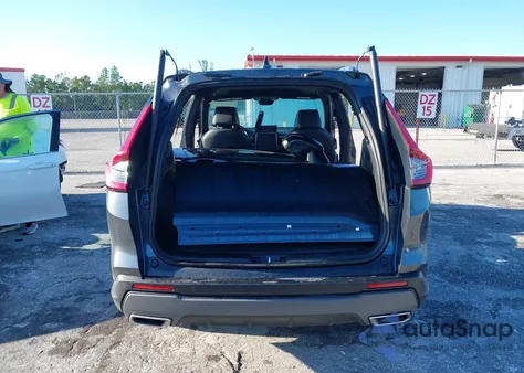 2025 Honda Cr-V Hybrid Sport Touring z USA, uszkodzony, nr VIN 7FARS6H95SE113894